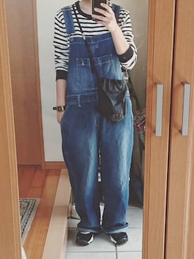 「HOLIDAY（ホリデイ）のアイテム（ショルダーバッグ）」を使った、ばな奈さん（レディース・157cm）の夏コーディネート