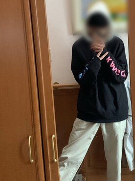 「Guess（ゲス）のアイテム（パーカー）」を使った、Ryukiさん（メンズ・182cm）の春コーディネート