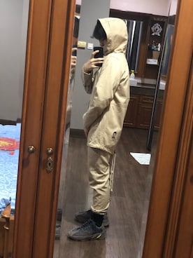 「localeのアイテム（ダウンジャケット/コート、ベージュ系）」を使った、hitmanbamさん（メンズ・173cm）の秋コーディネート