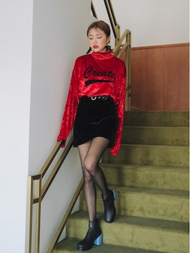 「STYLENANDA（スタイルナンダ）の配色ロゴベロアハイネックプルオーナー（その他、ブラック系）」を使った、STYLENANDAさん（レディース・164cm）の冬コーディネート