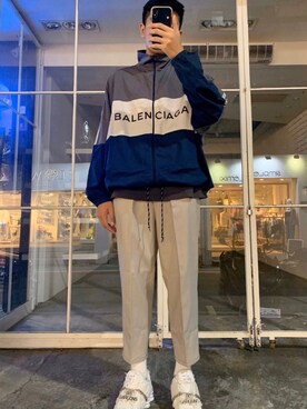 「BALENCIAGA」｜「アイテム（スタジャン）」を使った、Wang Tien Hsunさん（メンズ・179cm）の春コーディネート