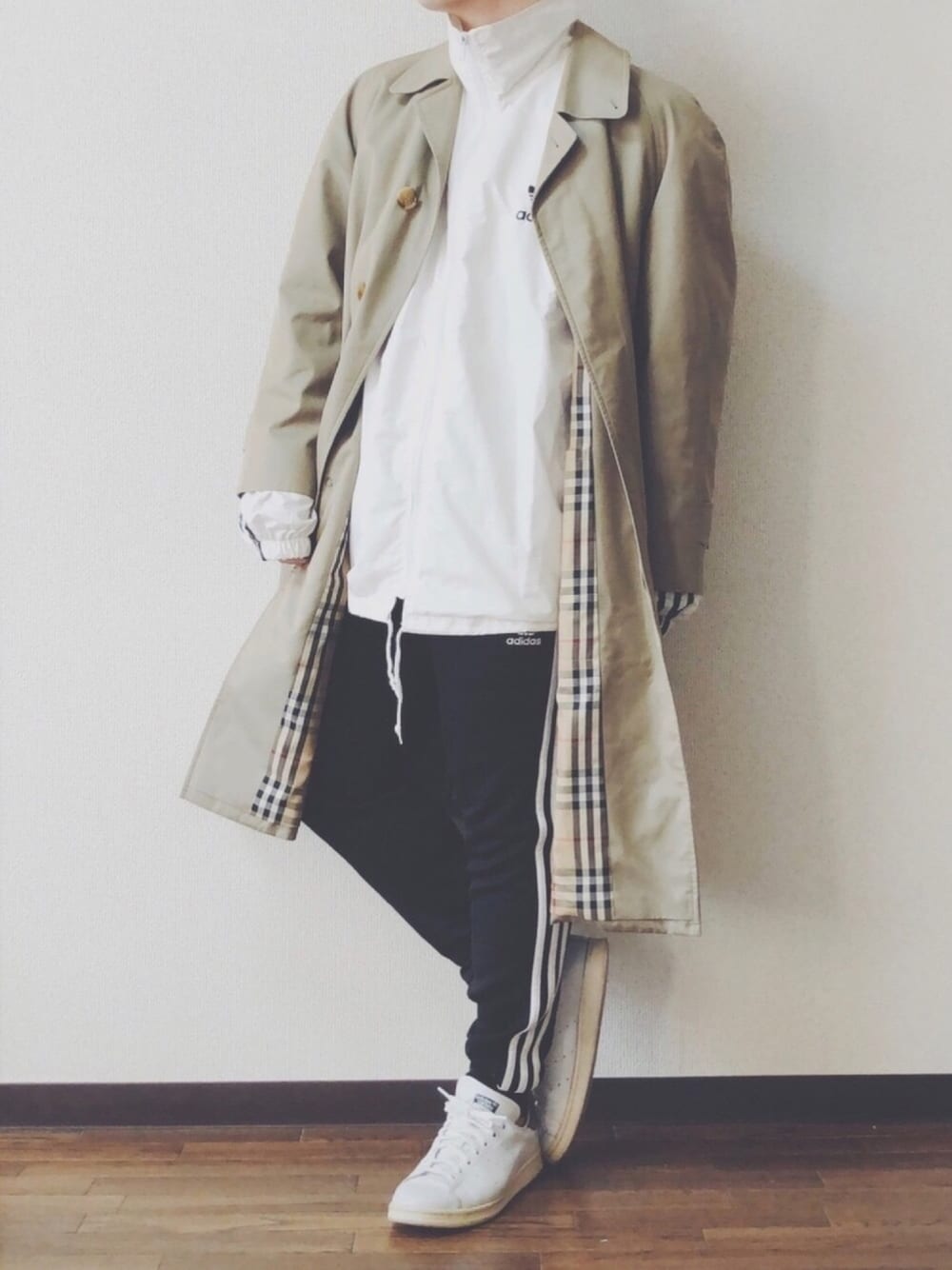 an10. BURBERRY