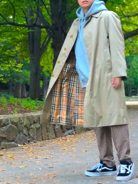 「秋のブラウンスタイル」｜「アイテム（ステンカラーコート）」を使った、 そら。さん（メンズ・165cm）の秋コーディネート