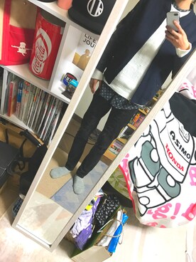 「ZARA（ザラ）のアイテム（デニムパンツ、ブラック系）」を使った、ゆーきさん（メンズ・182cm）の冬コーディネート