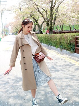 「NET（ネット）のアイテム（トレンチコート）」を使った、Leeshanさん（レディース・170cm）の春コーディネート