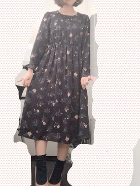 「earth music&ecology（アースミュージックアンドエコロジー）のアイテム（ワンピース、ブルー系）」を使った、れんこさん（レディース・155cm）の秋コーディネート