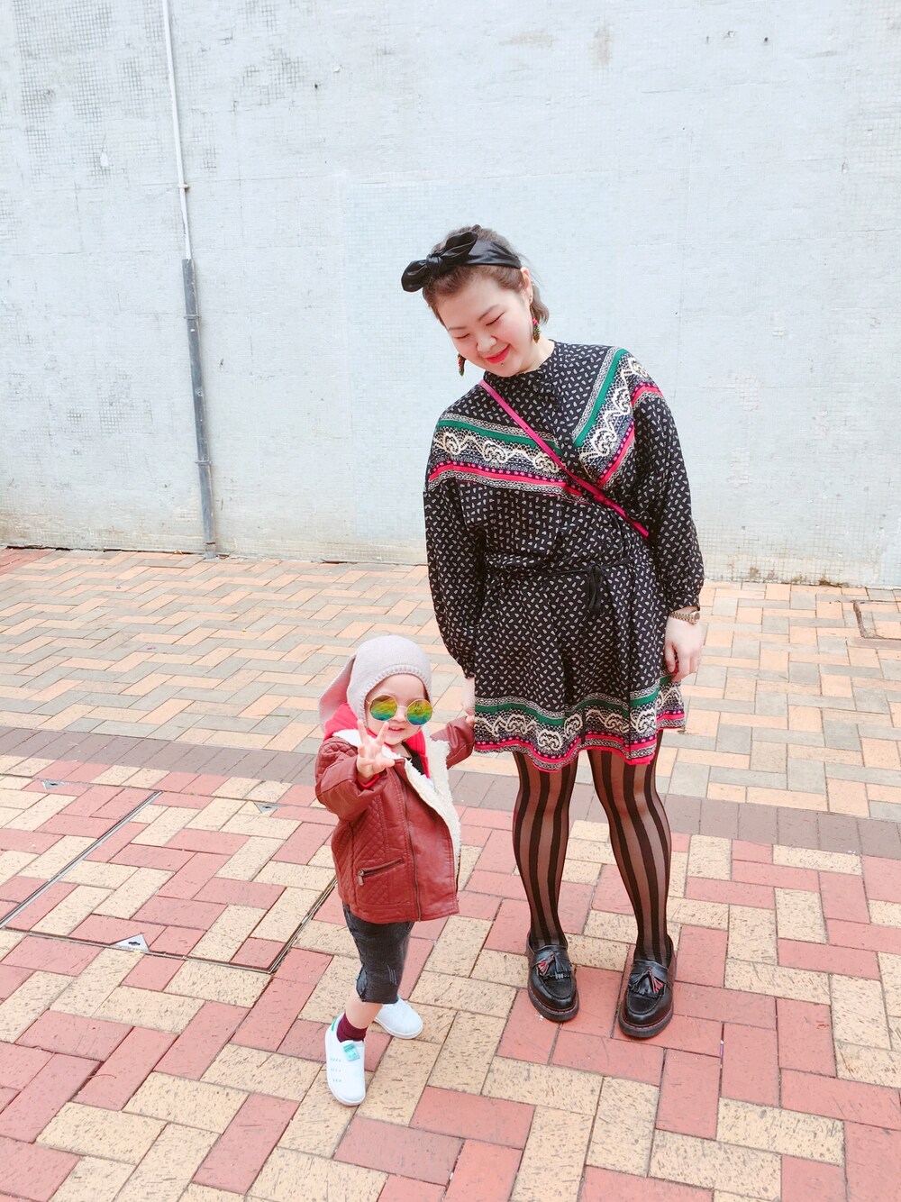「oldschool」｜「Dr. Martensのアイテム（ローファー、ブラック系）」を使った、Mantha1125andreyさん（レディース・166cm）の冬コーディネートの1枚目の写真