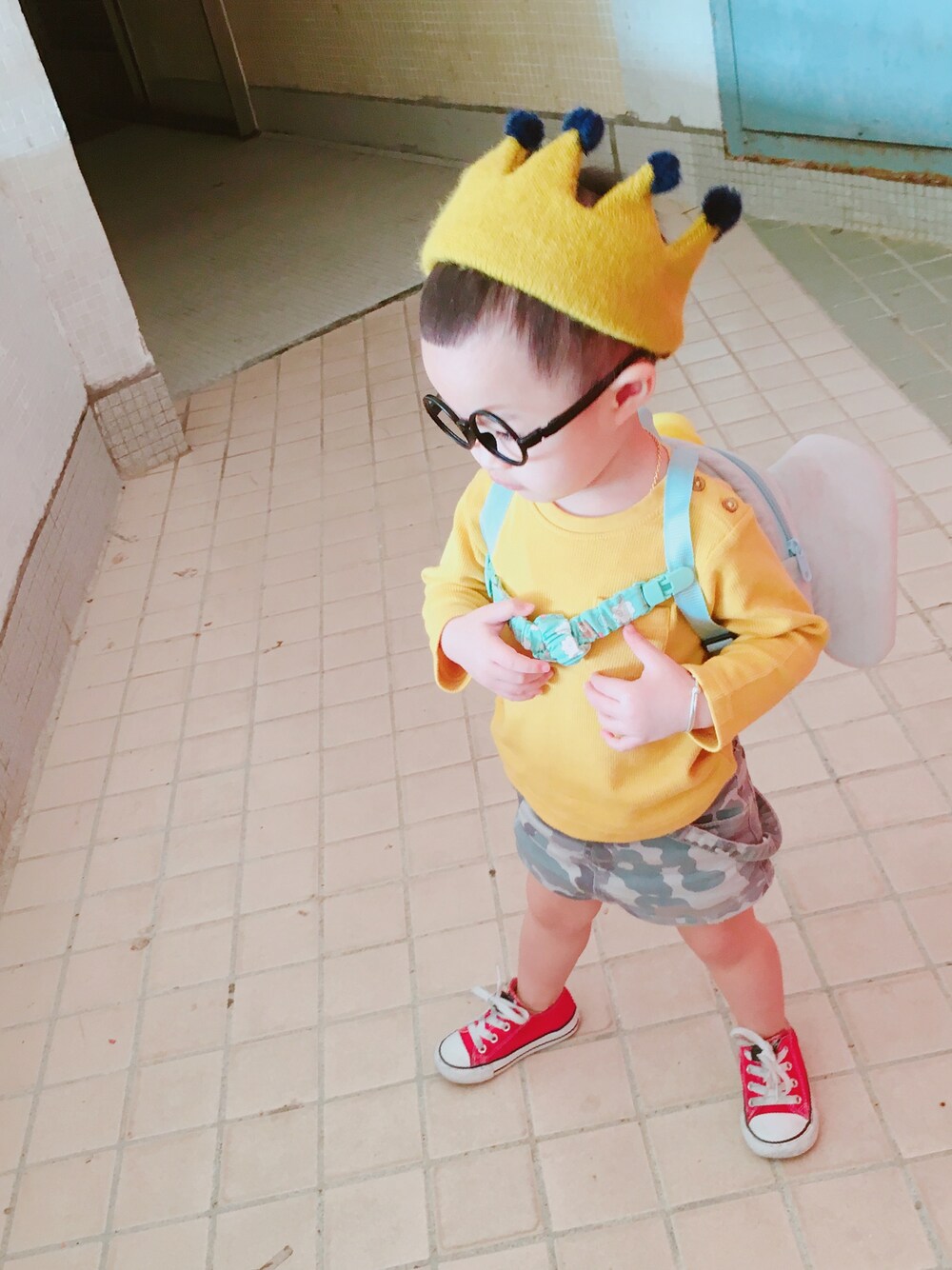 「大雄、Cute」｜「Marks & Spencerのアイテム（Tシャツ/カットソー、イエロー系）」を使った、Mantha1125andreyさん（レディース・166cm）の春コーディネートの1枚目の写真