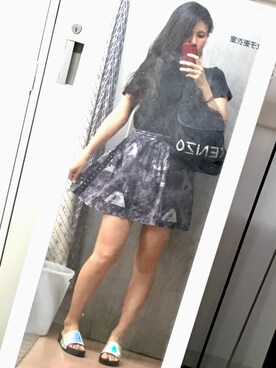 「KENZO」｜「アイテム（サンダル）」を使った、じあんさん（レディース・157cm）の夏コーディネート