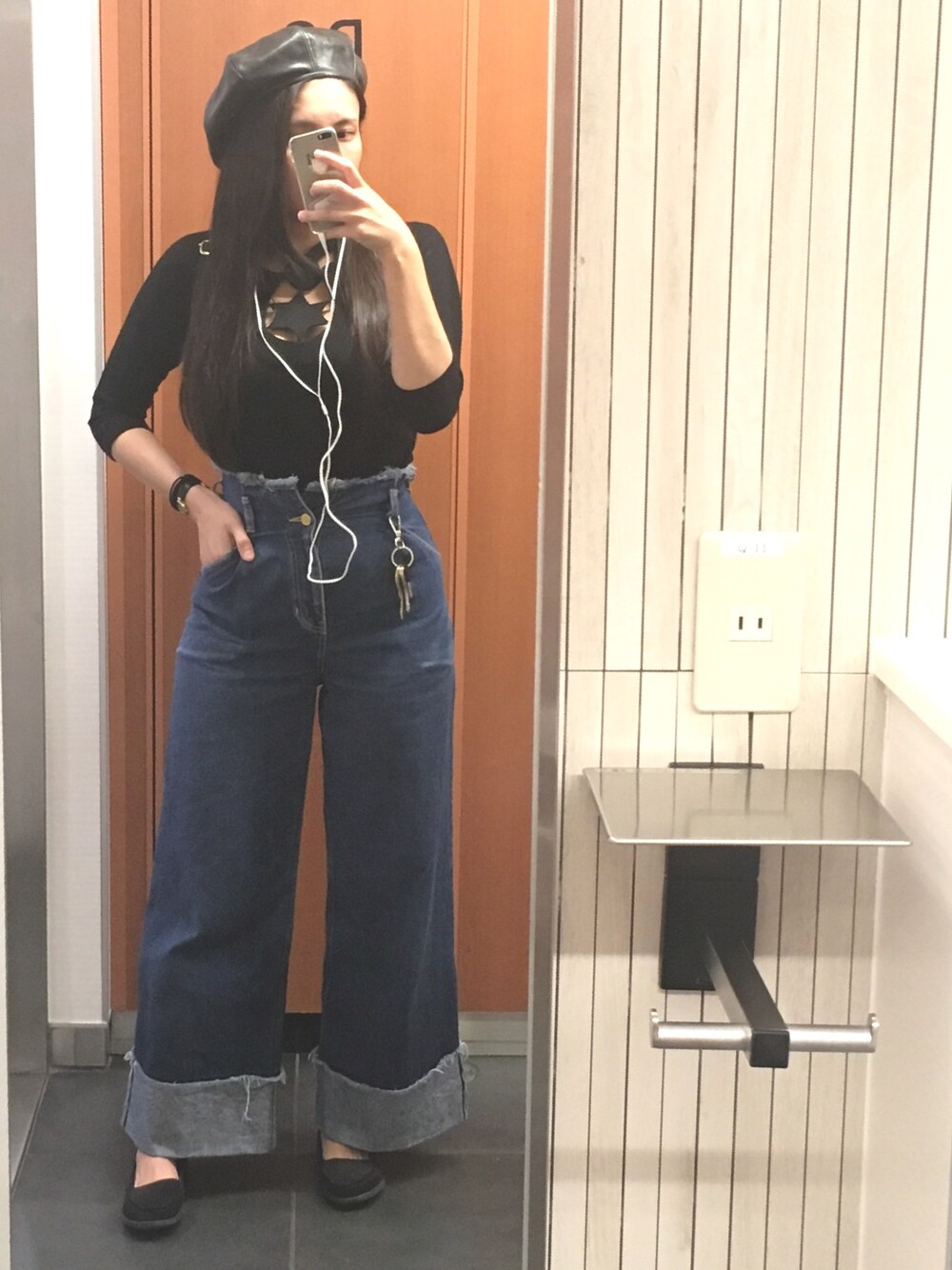 【ももさん専用】EVRIS ウエストフリンジロールアップデニムワイドパンツ EVRIS（エヴリス）の「ウエストフリンジロールアップデニム