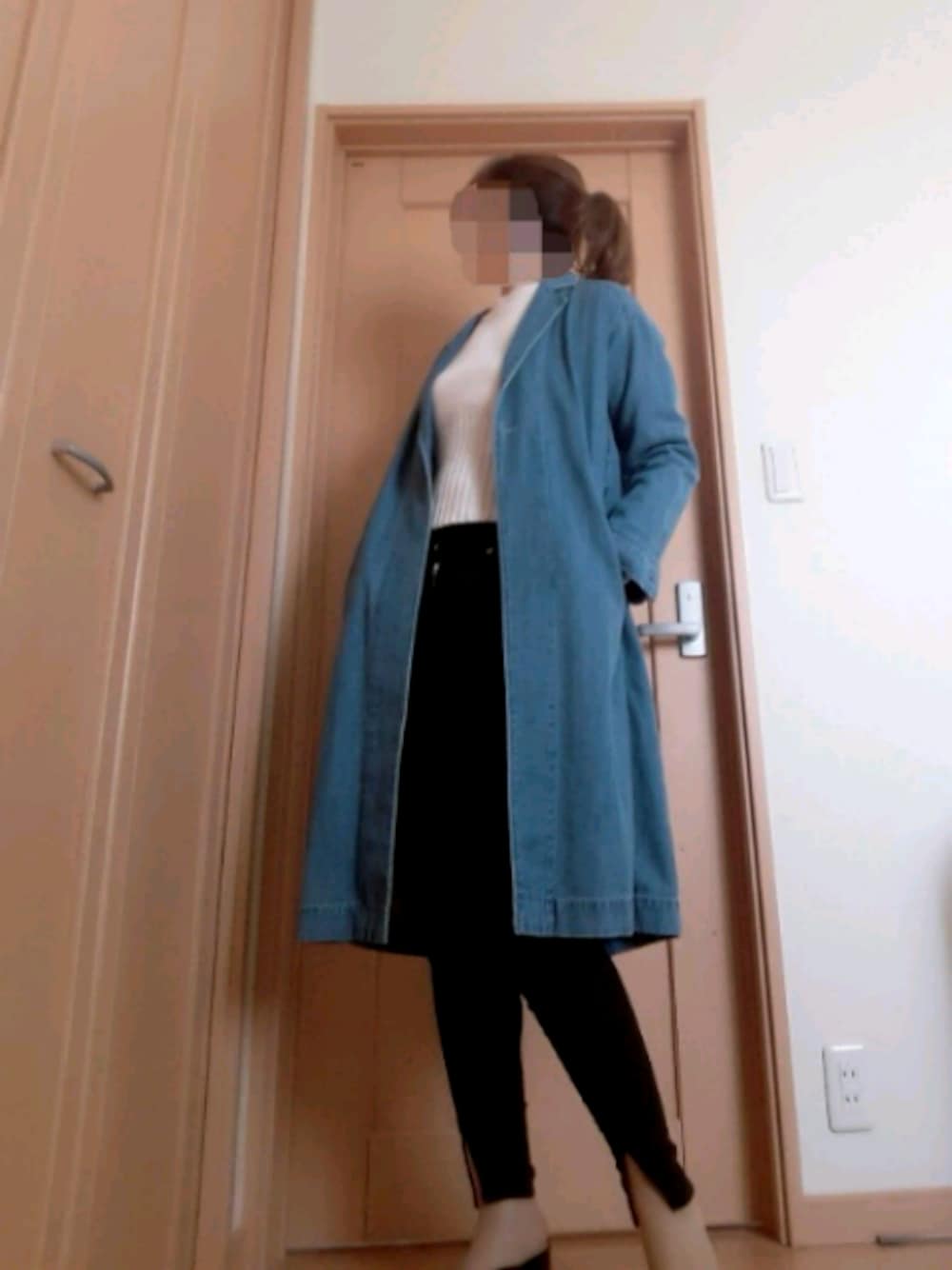 「春コーデ、デニムコート、プタプラ、着まわし、madder vintage、いいね、save、フォローお願いします🤑、ZARA」｜「FREE'S MARTのデニムガウンコート（その他アウター、ブルー系）」を使った、.A.さん（レディース・162cm）の春コーディネートの1枚目の写真
