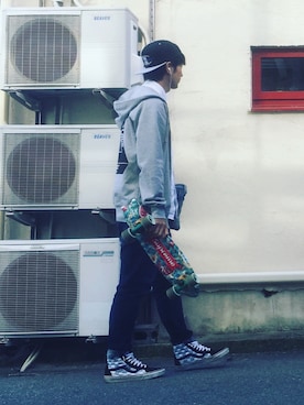 「palace」｜「アイテム（財布/小物）」を使った、しーたけさん（メンズ・176cm）の秋コーディネート