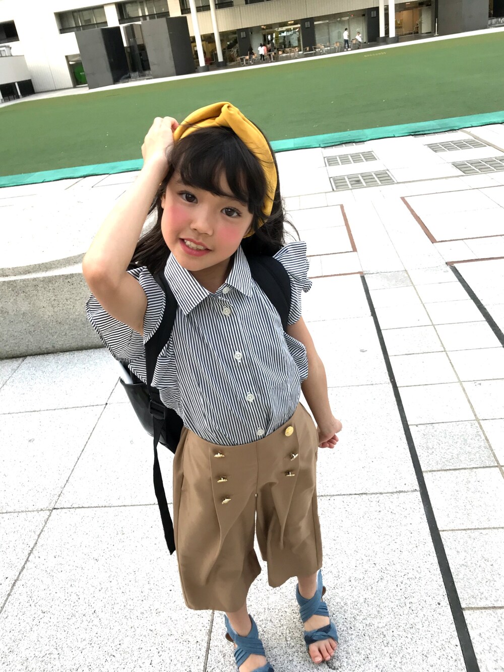 「プチプラ、プチプラコーデ、GU、キッズコーデ、カメラテスト、イエッテ、summer、女の子コーデ」｜「GUのアイテム（シャツ/ブラウス、ブルー系）」を使った、みうさん（キッズ・110cm）の夏コーディネートの1枚目の写真