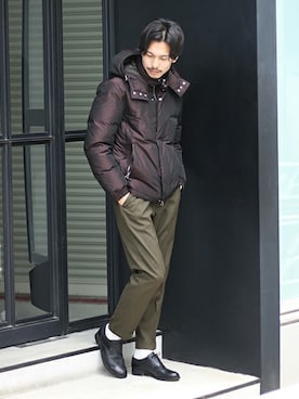 「アイテム（ダウンジャケット/コート、レッド系）」を使った、EDIFICE PR/SHINGOさん（メンズ・174cm）の秋コーディネート