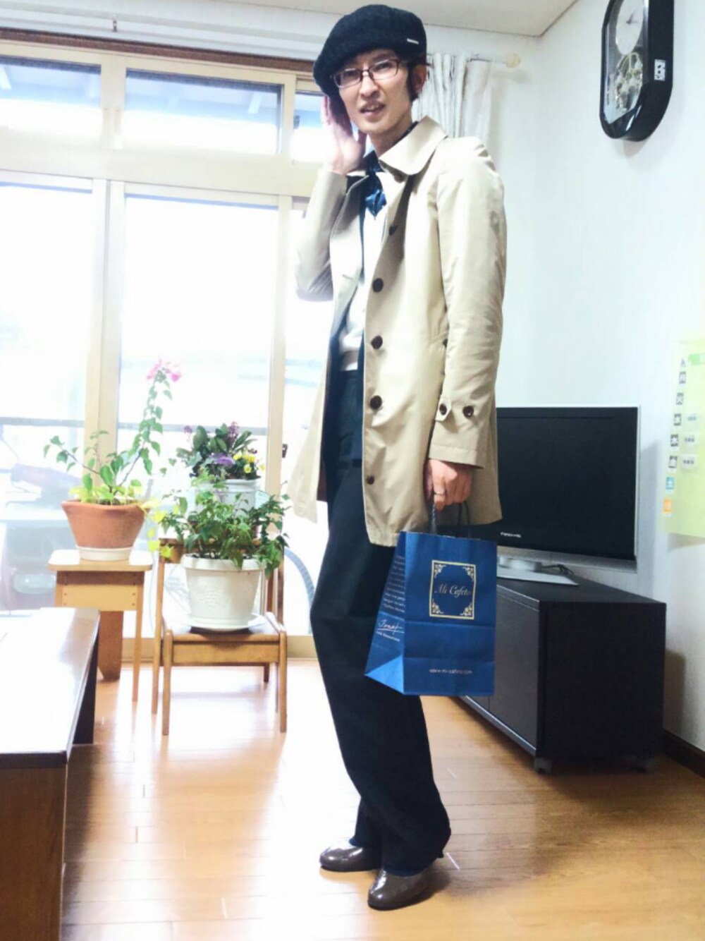 「エルプラネットのアイテム（ニットキャップ/ビーニー、ブラック系）」を使った、Yoshino Naganoさん（メンズ・165cm）の冬コーディネートの1枚目の写真