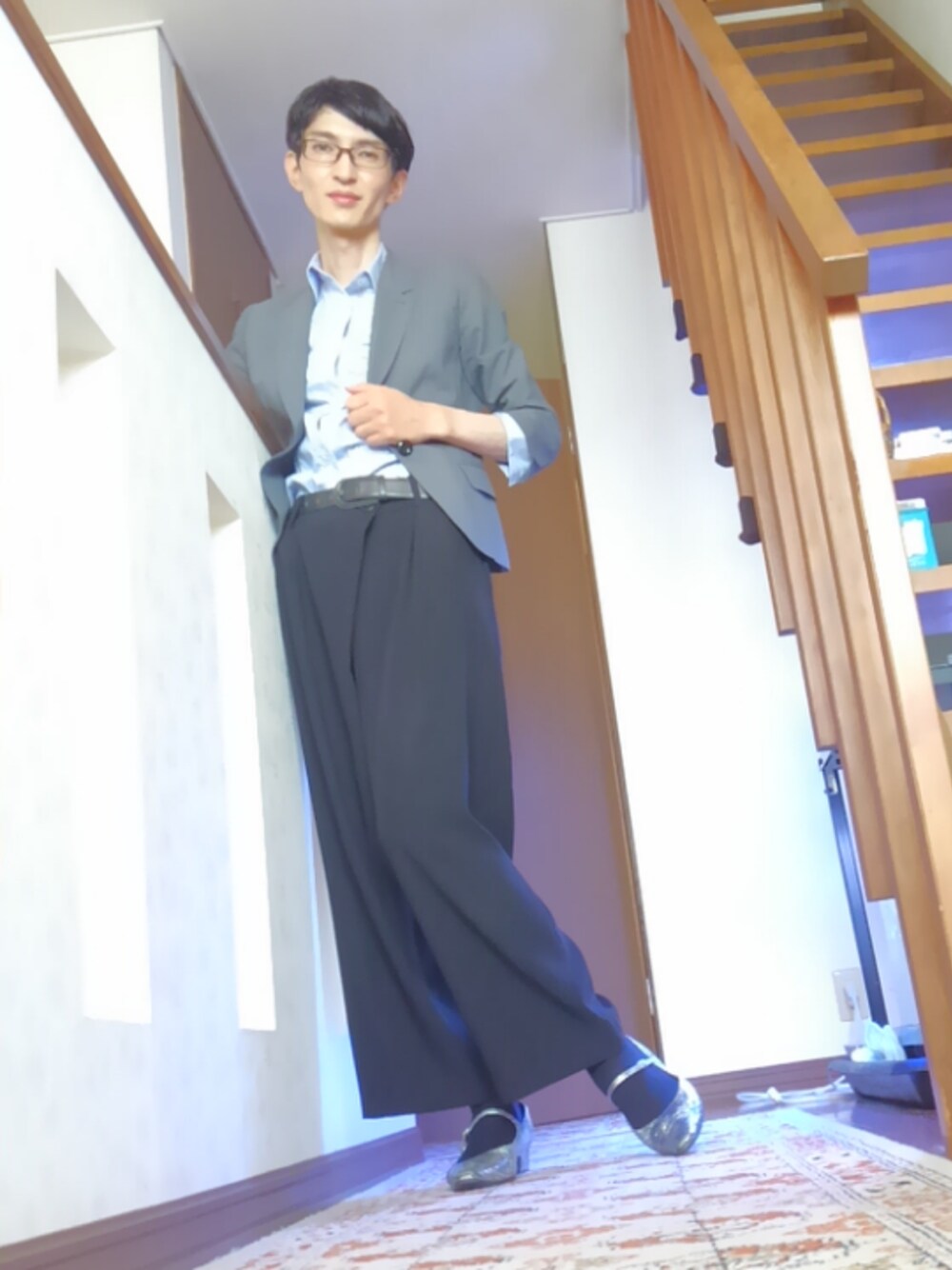 「OL」｜「PLSTのアイテム（スラックス、ブラック系）」を使った、Yoshino Naganoさん（メンズ・165cm）の夏コーディネートの1枚目の写真