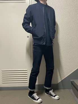 「UNIQLO（ユニクロ）のアイテム（デニムパンツ、ブルー系）」を使った、Kohsakaさん（メンズ・174cm）の春コーディネート