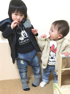 「ミッキー」｜「アイテム（ダウンベスト）」を使った、megumicchi__さん（キッズ・90cm）の冬コーディネート
