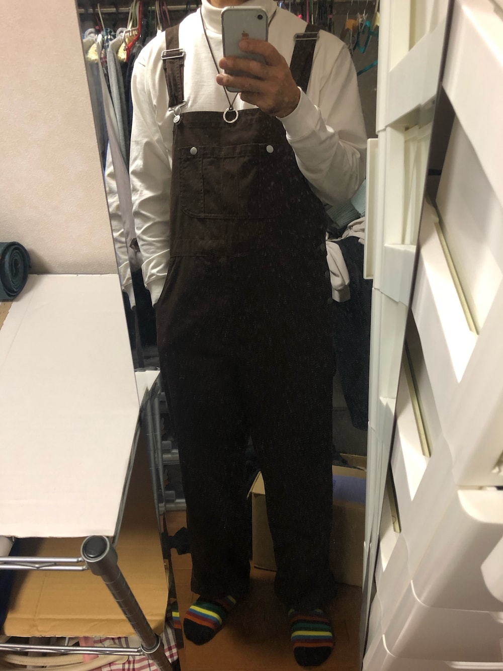 「サロペット　ブラウン」｜「WEGOのアイテム（サロペット/オーバーオール、ブラウン系）」を使った、りゅさん（メンズ・178cm）の冬コーディネートの1枚目の写真