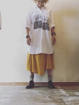 「アイテム（シャツワンピース）」を使った、laugh mikaさん（レディース・160cm・40代）の秋コーディネート