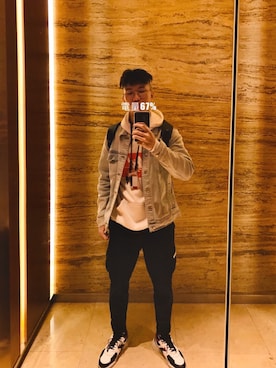 「PULL&BEAR（プルアンドベア）のアイテム（シューズ）」を使った、FokesThomasさん（メンズ・173cm）の冬コーディネート