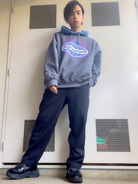 「NERDY（ノルディ）のアイテム（シューズ）」を使った、大関司さん（メンズ・170cm）の春コーディネート