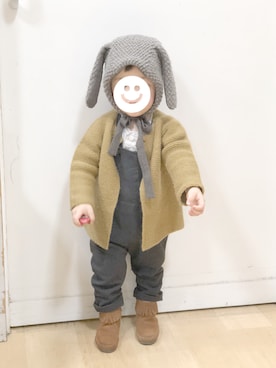 「ボンネット」｜「アイテム（サロペット/オーバーオール）」を使った、YUKI☻໊*೨⋆*✩さん（キッズ・80cm）の冬コーディネート