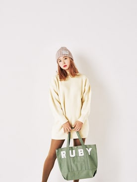 「RUBY AND YOU（ルビーアンドユー）のアイテム（トートバッグ）」を使った、AMOさん（レディース・168cm）の秋コーディネート