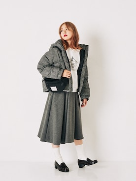 「グレンチェック」｜「アイテム（ダウンジャケット/コート）」を使った、AMOさん（レディース・168cm）の秋コーディネート
