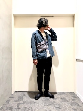 「アイテム（ショルダーバッグ）」を使った、やまChanさん（メンズ・182cm）の春コーディネート