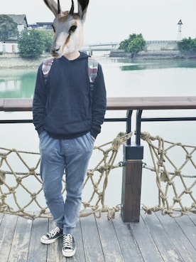 「PULL&BEAR（プルアンドベア）のアイテム（チノパンツ）」を使った、我的灵魂漂浮着さん（メンズ・177cm）の春コーディネート