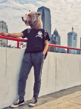 「PULL&BEAR（プルアンドベア）のアイテム（チノパンツ）」を使った、我的灵魂漂浮着さん（メンズ・177cm）の春コーディネート