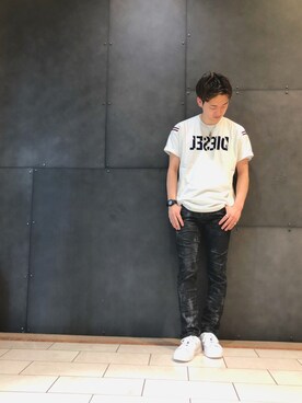 Diesel ディーゼル の メンズ Tシャツ フェルトロゴtシャツ Tシャツ カットソー Wear