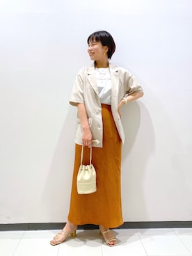 「アイテム（サンダル、ゴールド系）」を使った、あかぷくさん（レディース・160cm）の春コーディネート