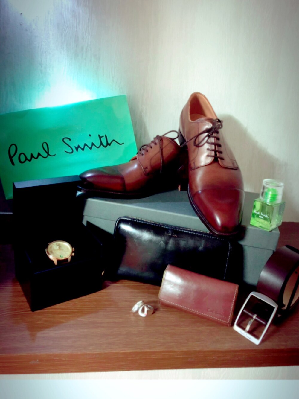 「Paul Smith、Paul Smith展、自己満族、牛革、革靴、お洒落さんとつながりたい、大学生、いいね、save、フォローお願いします🤑」｜「Paul Smithのアイテム（ドレスシューズ、ブラウン系）」を使った、りょーたさん（メンズ・165cm）の秋コーディネートの1枚目の写真