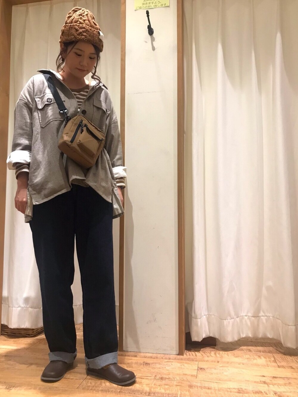 「秋コーデ、オーバーサイズ、CPOジャケット、秋色小物、ニット帽、ミックスコーデ」｜「Samansa Mos2のケーブルニットワッチ（ニットキャップ/ビーニー、イエロー系）」を使った、yukach1101さん（レディース・160cm）の秋コーディネートの1枚目の写真