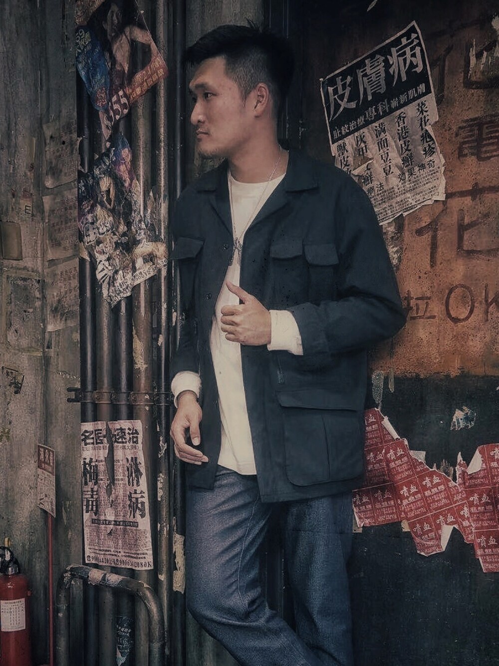 「シンプル、NEIGHBORHOOD、UNIQLO、大人コーデ、tady&king、おしゃれさんと繋がりたい、いいね、save、フォローお願いします🤑、シャツ好き集まれ」｜「NEIGHBORHOODのアイテム（ジャケット/アウター、ブラック系）」を使った、トウゼンさん（メンズ・183cm）の夏コーディネートの1枚目の写真