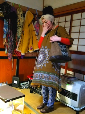 「チチカカ」｜「アイテム（モカシン/デッキシューズ）」を使った、トミーさん（レディース・162cm）の冬コーディネート