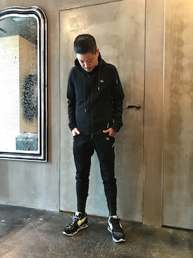 「1PIU1UGUALE3  RELAX （ウノピゥウノウグァーレトレ リラックス）のアイテム（パンツ）」を使った、takaya  ogawaさん（メンズ・172cm）の秋コーディネート