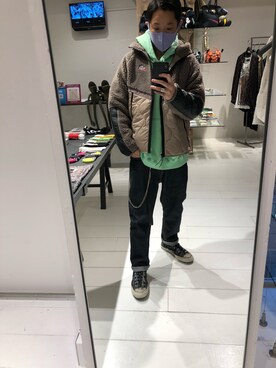 「NIKE（ナイキ）のアイテム（ブルゾン）」を使った、takaya  ogawaさん（メンズ・172cm）の冬コーディネート