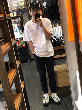 「NOWHERE（ノーウェア）のアイテム」を使った、阿展さん（メンズ・175cm）の夏コーディネート