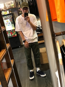 「NOWHERE（ノーウェア）のアイテム」を使った、阿展さん（メンズ・175cm）の秋コーディネート