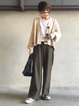 「H&M（エイチ・アンド・エム）のアイテム（カーディガン/ボレロ、ホワイト系）」を使った、noriさん（レディース・159cm）の秋コーディネート