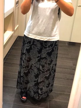 「GU（ジーユー）のアイテム（Tシャツ/カットソー、ホワイト系）」を使った、miomioさん（レディース）の夏コーディネート