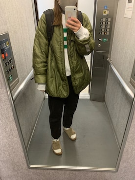 「usedのアイテム（ジャケット/アウター、グリーン系）」を使った、momoさん（レディース）の冬コーディネート