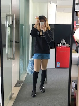 「eight sixty（エイト・シックスティ）のアイテム（パンツ）」を使った、哆啦さん（レディース・156cm）の春コーディネート