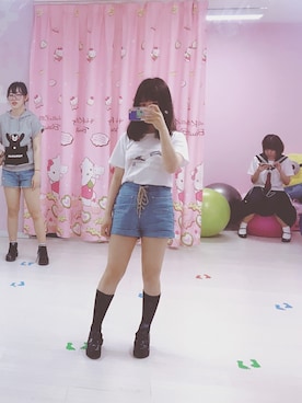 「eight sixty（エイト・シックスティ）のアイテム（パンツ）」を使った、哆啦さん（レディース・156cm）の春コーディネート