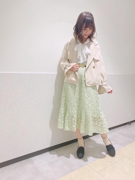 「ボウタイ」｜「アイテム（トレンチコート）」を使った、マジェスティックレゴンルミネ大宮店スタッフさん（レディース・158cm）の春コーディネート