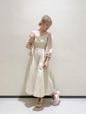 「カラースニーカー」｜「アイテム（Tシャツ/カットソー）」を使った、マジェスティックレゴンルミネ大宮店スタッフさん（レディース・154cm）の夏コーディネート