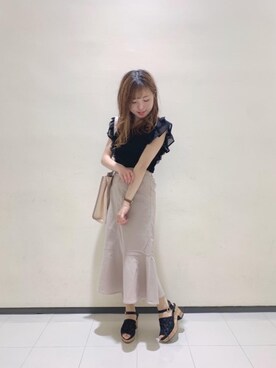 「Ｖネック」｜「アイテム（シューズ）」を使った、マジェスティックレゴンルミネ大宮店スタッフさん（レディース・158cm）の夏コーディネート